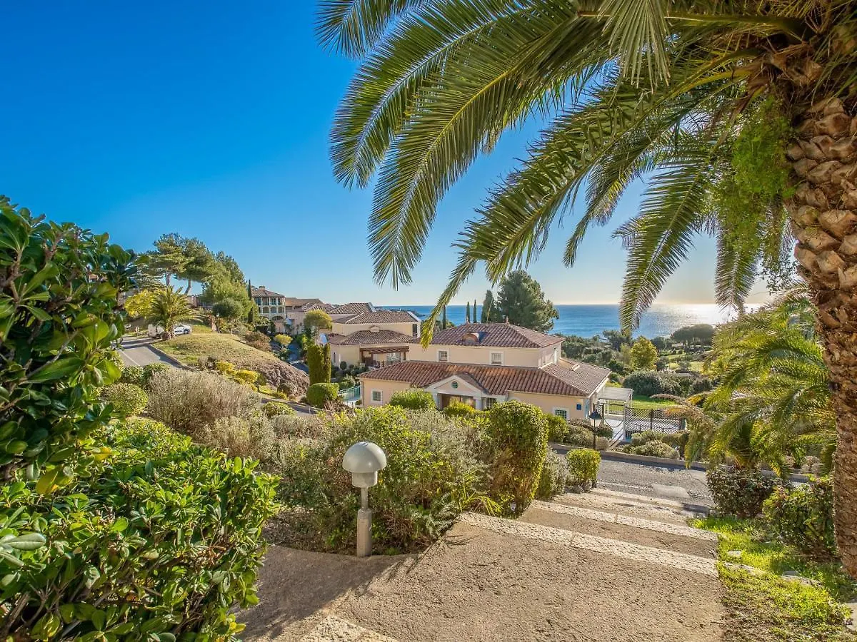 Apartment Village Cap Esterel - L'Esquinade-40 By Interhome Saint-Raphaël 0*,  فرنسا