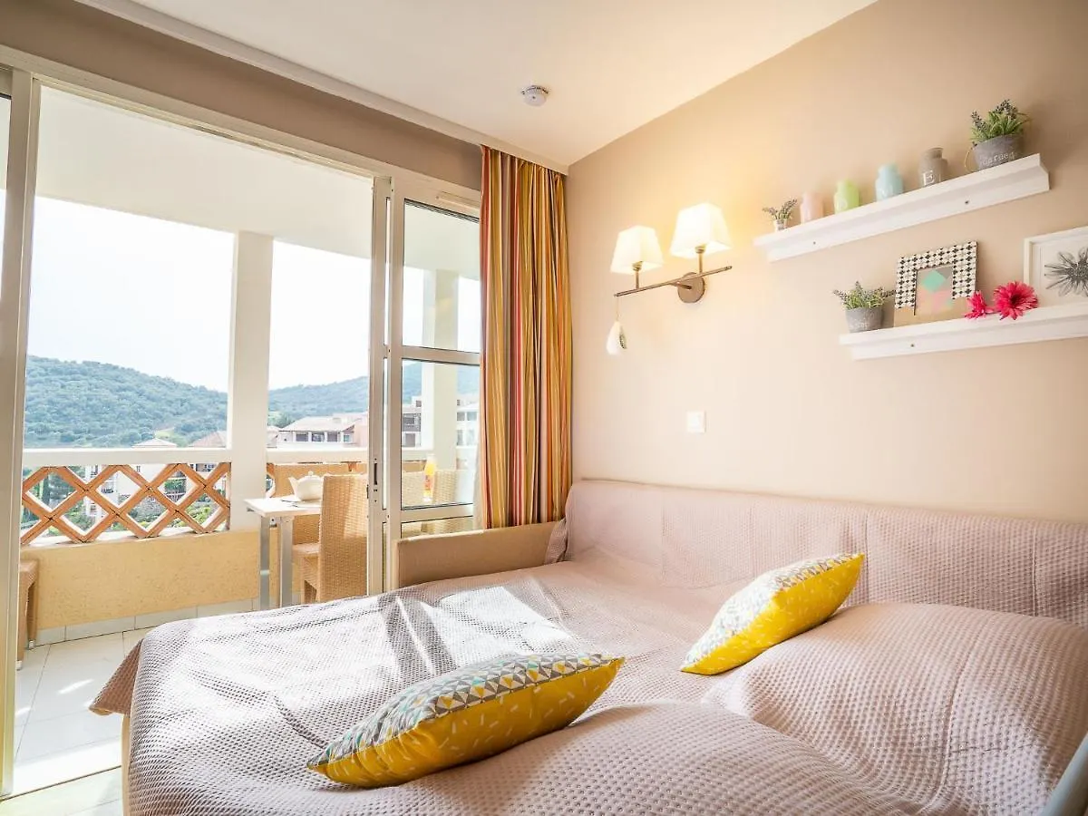 Apartment Village Cap Esterel - L'Esquinade-40 By Interhome Saint-Raphaël