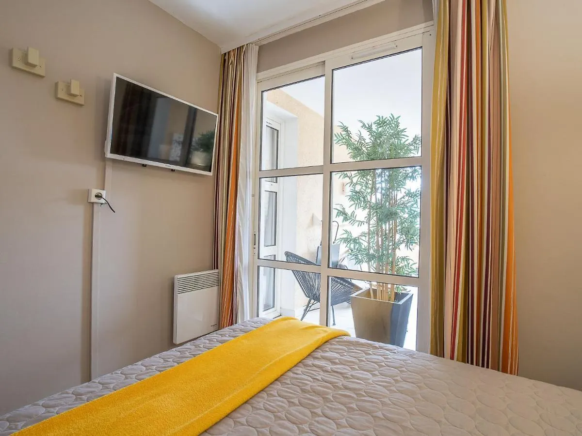 Apartment Village Cap Esterel - L'Esquinade-40 By Interhome Saint-Raphaël 0*,