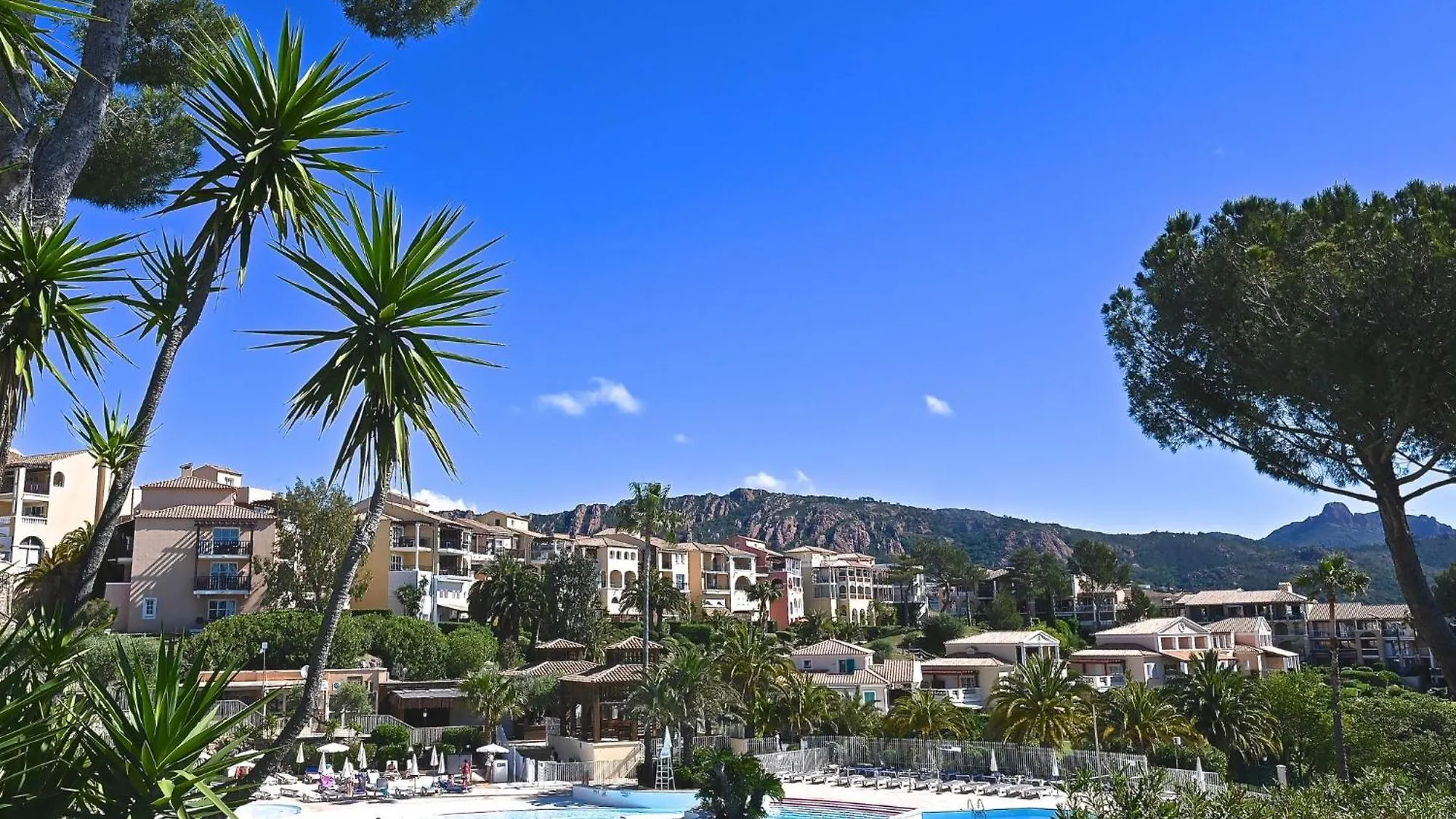 Apartment Village Cap Esterel - L'Esquinade-40 By Interhome Saint-Raphaël