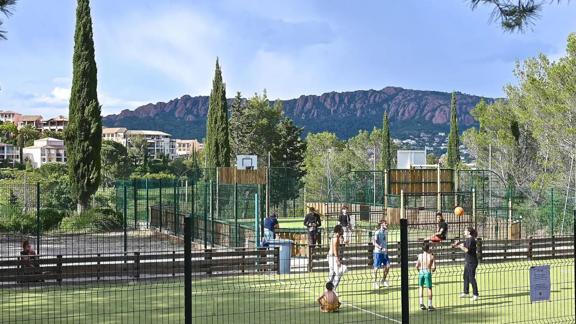 Apartment Village Cap Esterel - L'Esquinade-40 By Interhome Saint-Raphaël 0*,  فرنسا